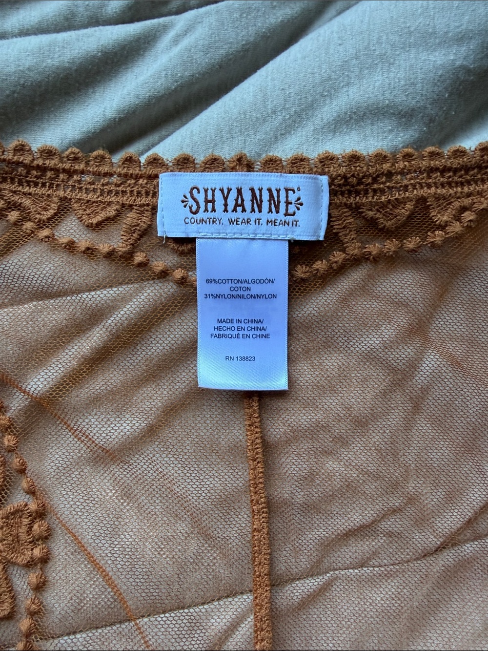 Lace wrap - Picture 5 of 5